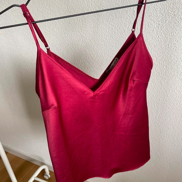 ZARA Red Satin Top NWT - Picture 2 of 3